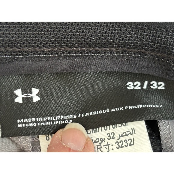 Under‎ Armour Men's 32/32 Dark Gray/Black Activewear Mesh Stretch Trouser Pants - Picture 2 of 16